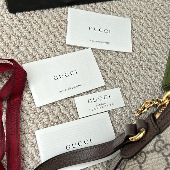 Authentic Gucci Crossbody Dome Ophidia Small Shoulder Bag - Picture 7 of 9
